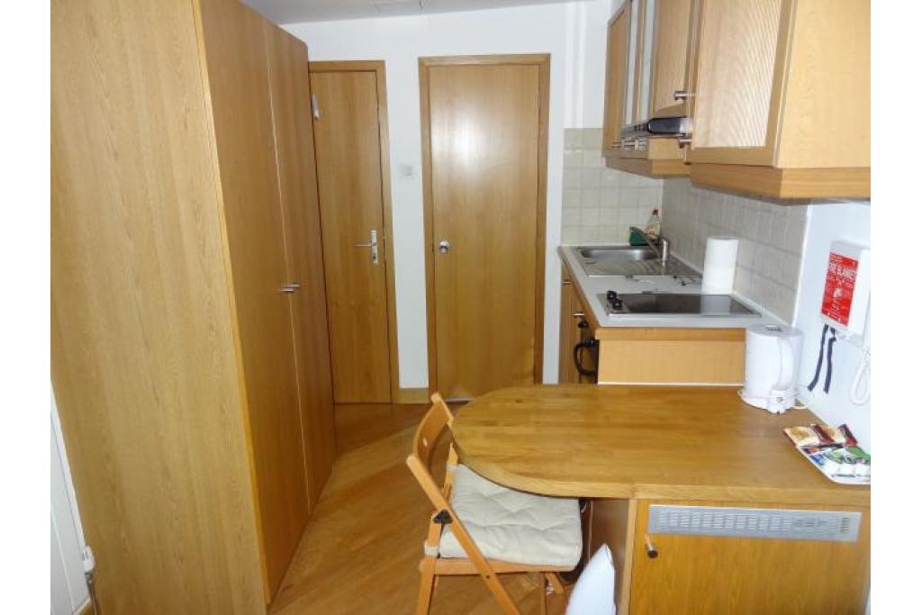 Modern Studio Apartment – Flat 26, Cartwright Gardens, Bloomsbury WC1H 9EH