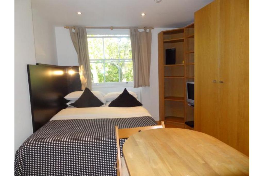 Modern Studio Apartment – Flat 26, Cartwright Gardens, Bloomsbury WC1H 9EH