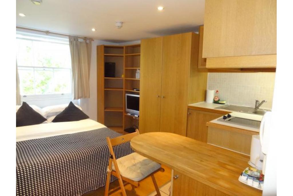 Modern Studio Apartment – Flat 26, Cartwright Gardens, Bloomsbury WC1H 9EH