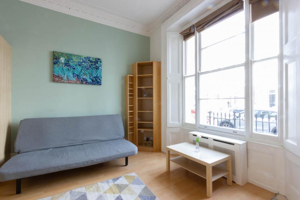 Modern Studio Apartment – Flat 01, Belgrave Road, Pimlico SW1V 2BL