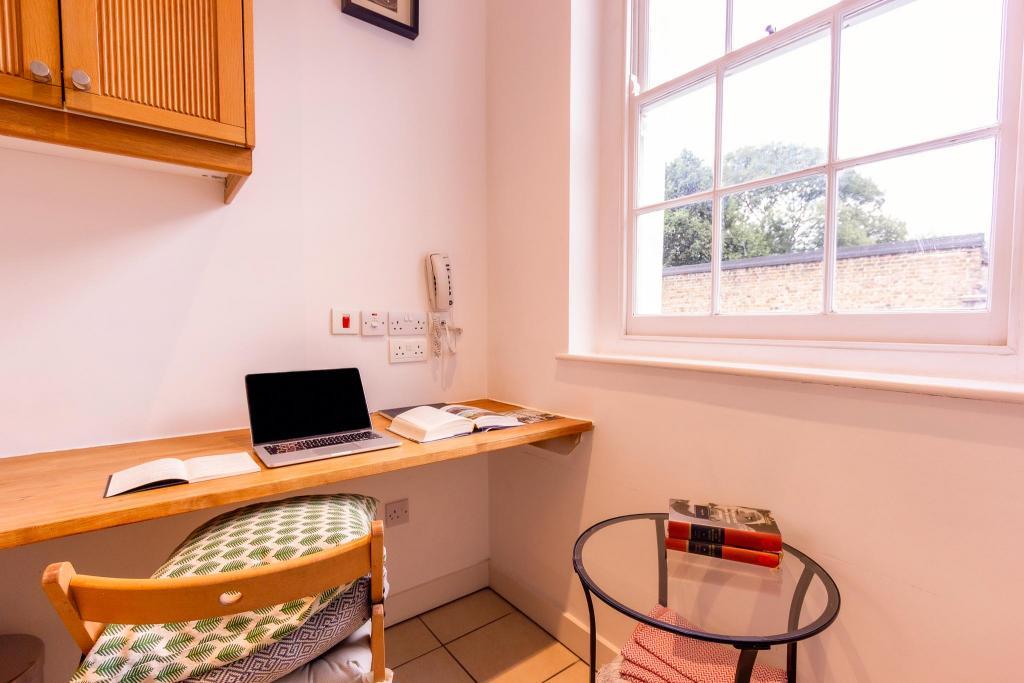 Modern Studio Flat – Flat 307, North Gower Street, Euston NW1 2LY