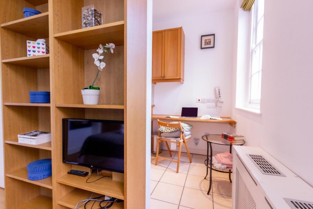 Modern Studio Flat – Flat 307, North Gower Street, Euston NW1 2LY