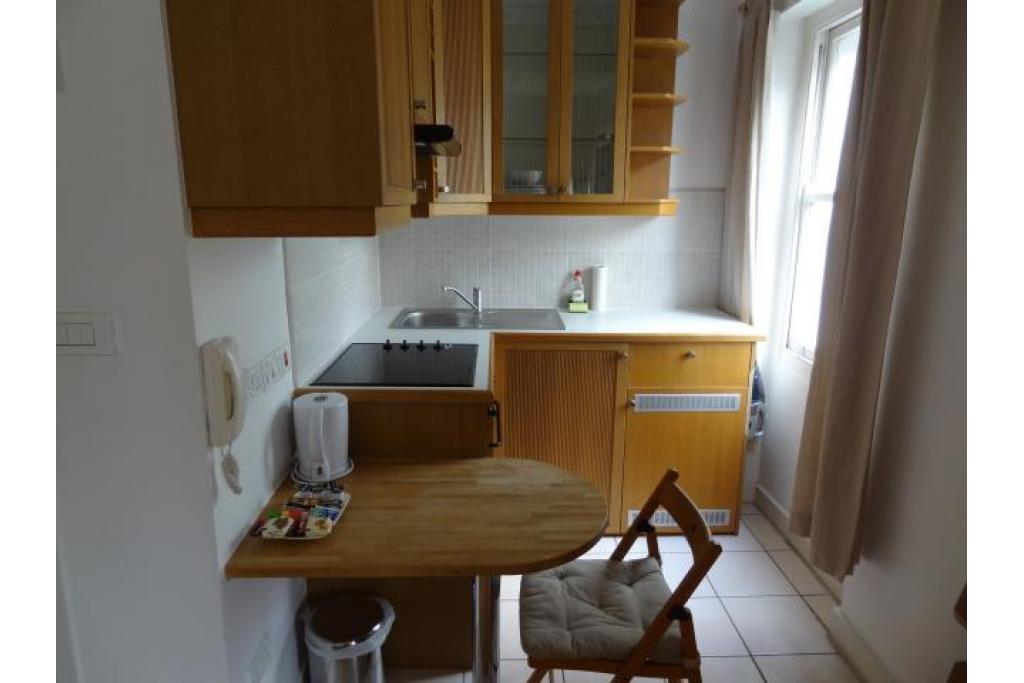 Modern Studio Apartment – Flat 22, Cartwright Gardens, Bloomsbury WC1H 9EH