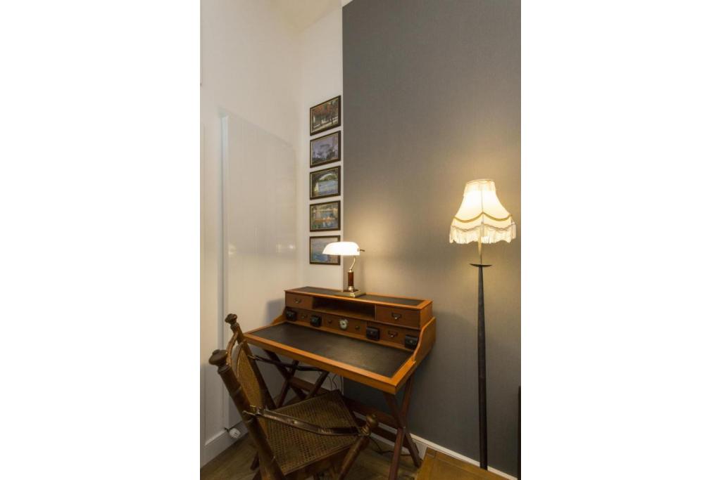 Flat 04 - 44 Cartwright Gardens, Bloomsbury WC1H 9EH