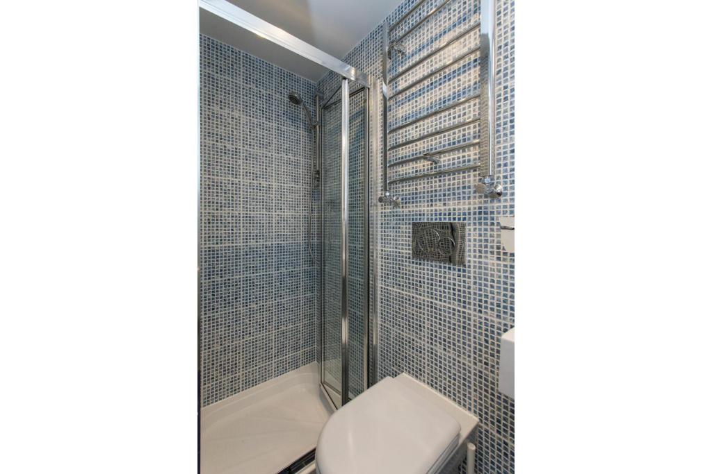 Flat 04 - 44 Cartwright Gardens, Bloomsbury WC1H 9EH