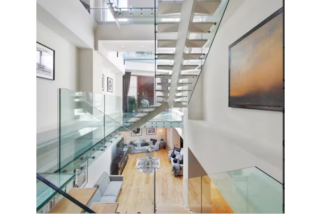 Elegant 3-Bedroom Maisonette with Park Views - Serviced Accommodation Mayfair