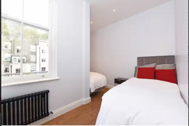 Central London Accommodation Near Buckingham Palace & Victoria Station