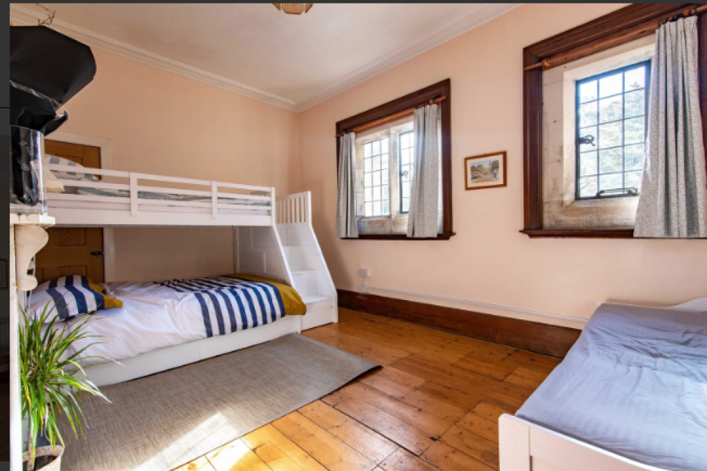 Cleeve Manor House – Wiltshire Holiday Cottages near Bath & Bristol