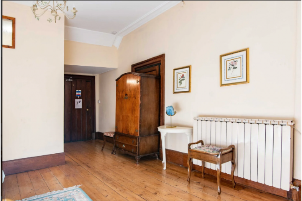 Cleeve Manor House – Wiltshire Holiday Cottages near Bath & Bristol