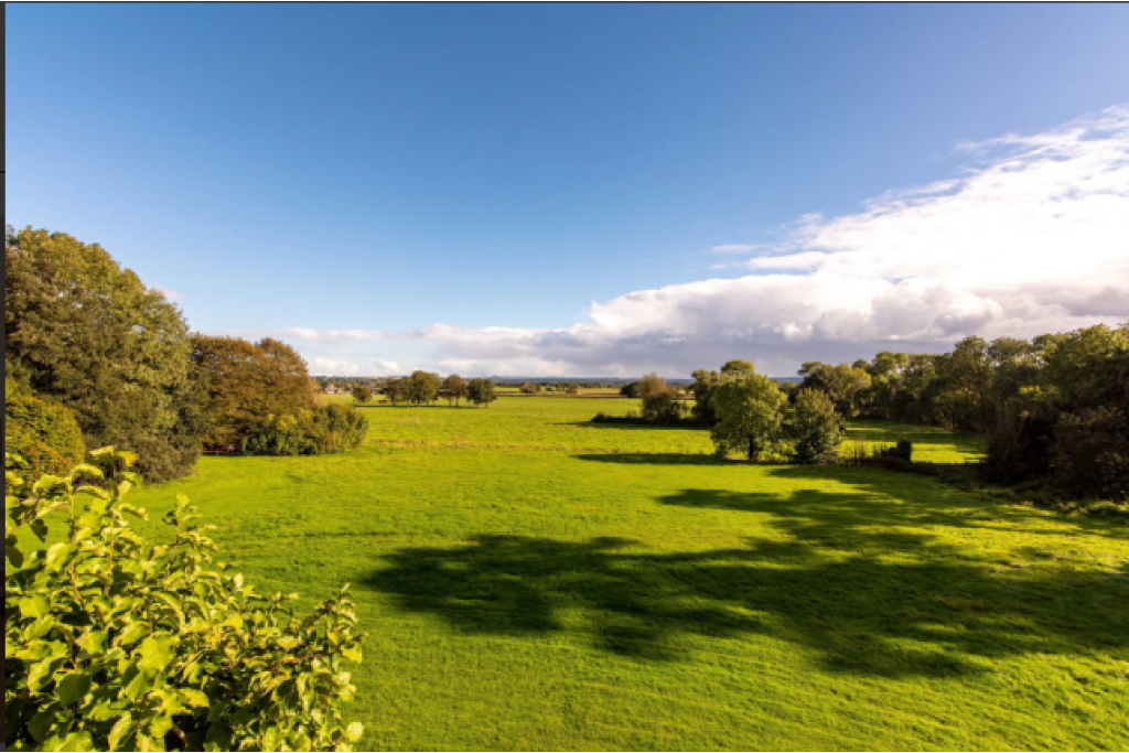 Cleeve Manor House – Wiltshire Holiday Cottages near Bath & Bristol