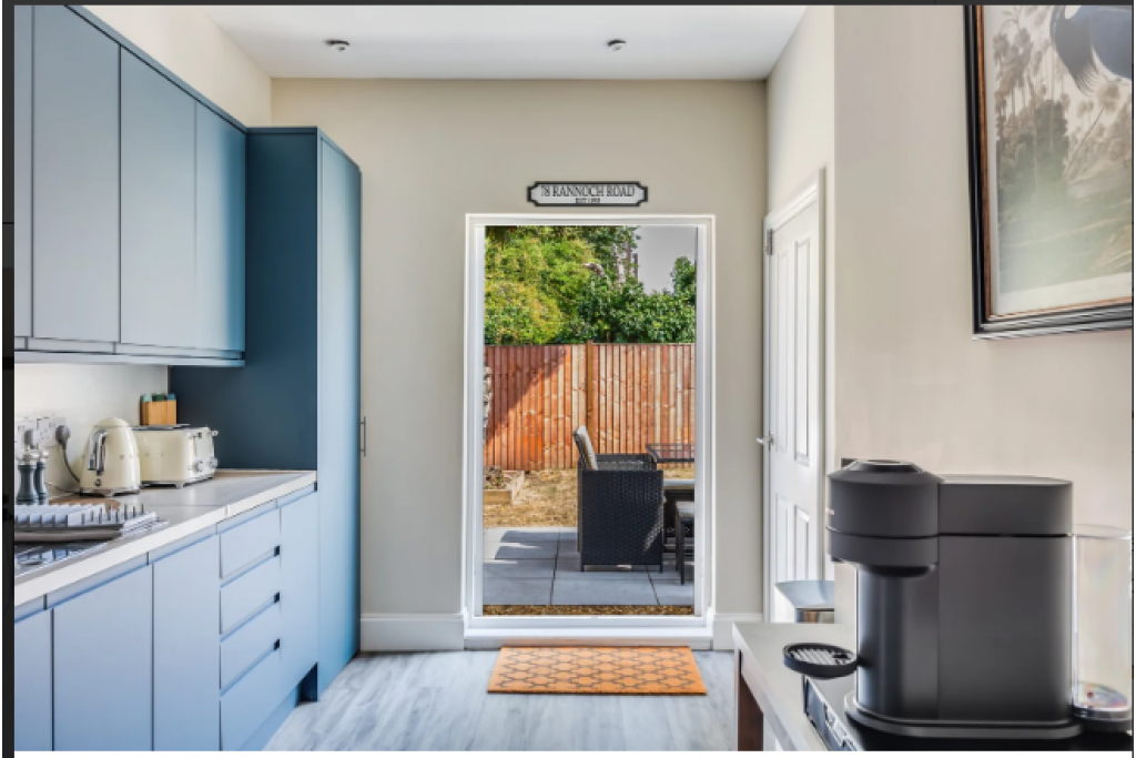 Rannoch Road Apartment – Hammersmith Accommodation