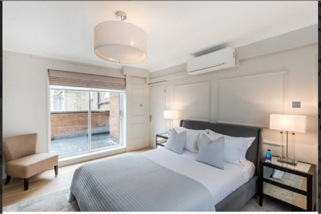 Kensington Gardens – The Royal Albert Memorial Apartment