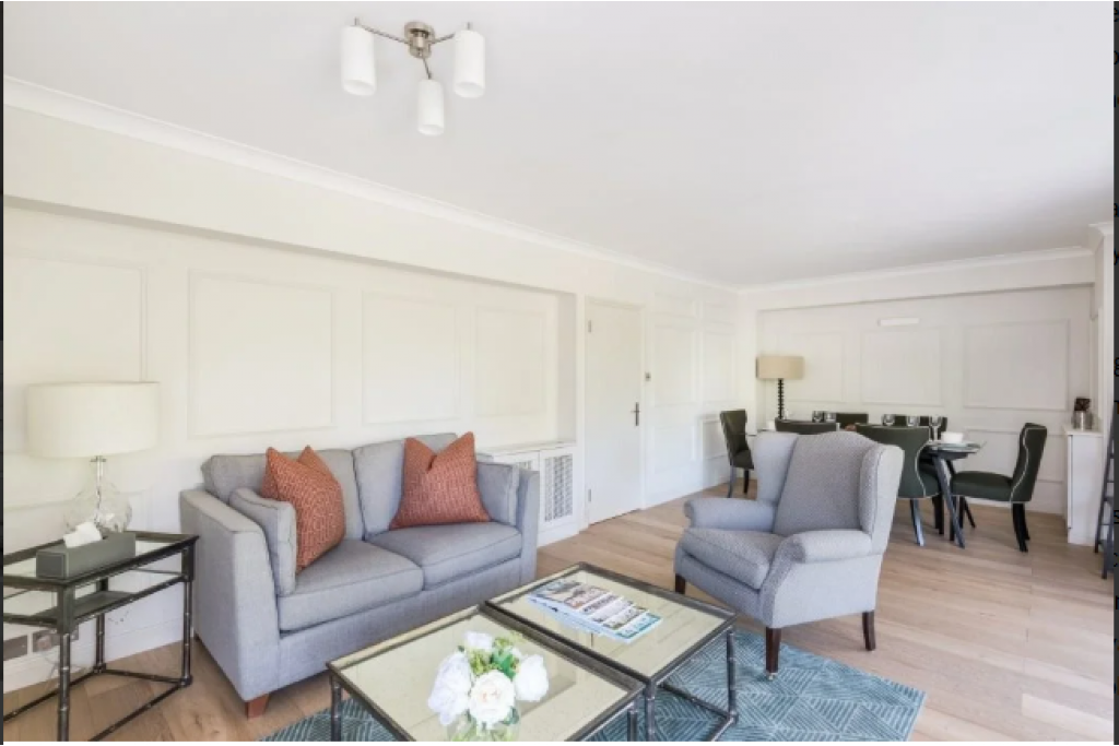 Kensington Gardens – The Royal Albert Memorial Apartment