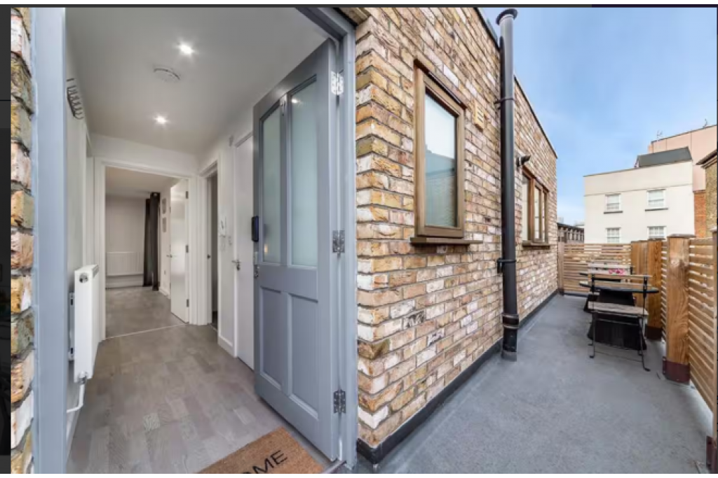 Holiday Apartments Waterloo – Iconic Views and Prime Location