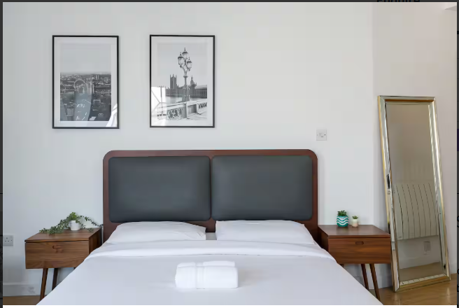 Group Accommodation Soho: Spacious, Central Living at Vernon House