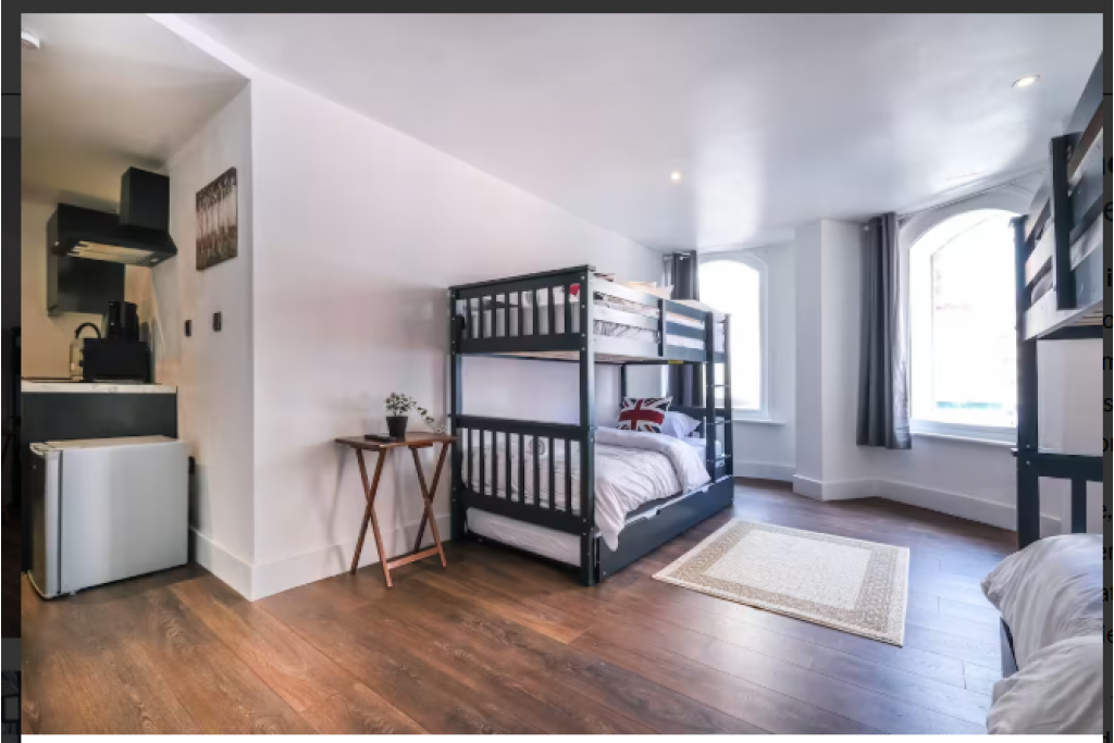 Family Accommodation in Soho: Book Short Let Apartments on Shaftesbury Avenue