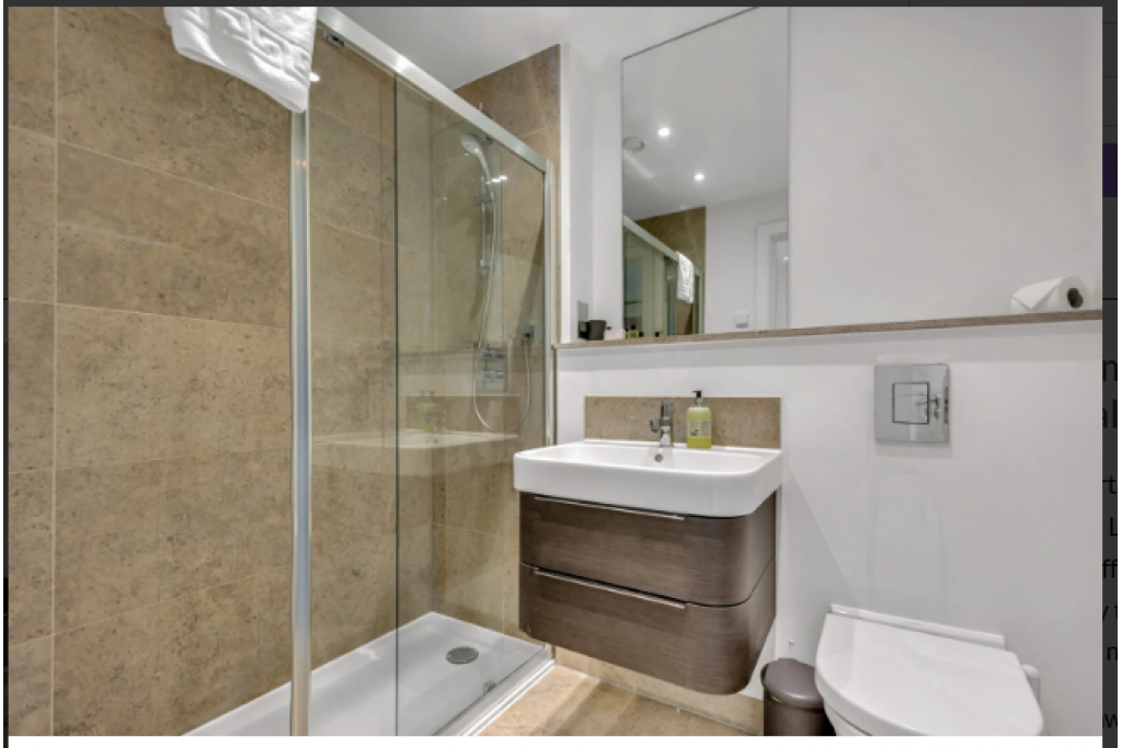 Rochester Serviced Accommodation – Black & White Apartments