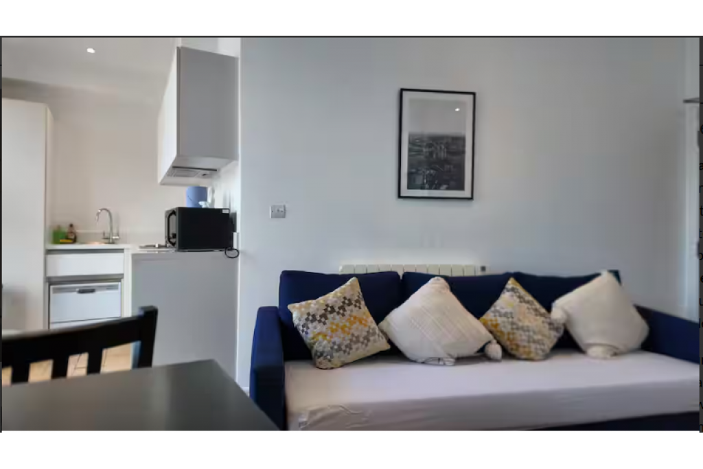 Stylish Short-Term Apartments Soho – Shaftesbury Avenue Serviced Apartment