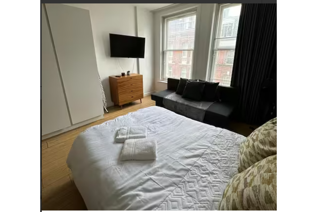 Corporate Accommodation in Soho – Stay Central, Stylish, and Connected