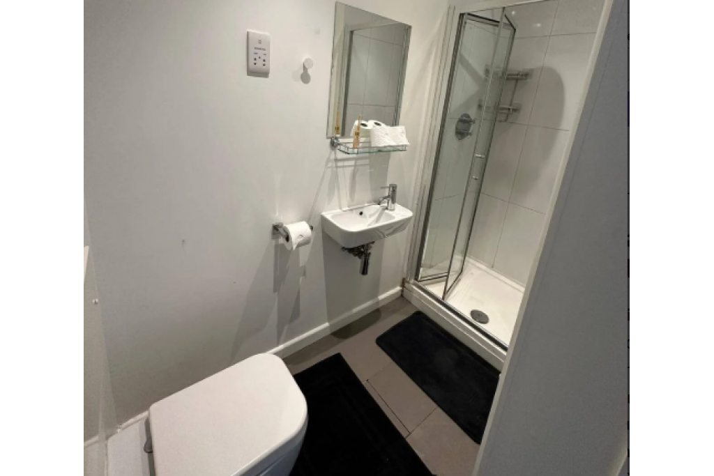 Corporate Accommodation in Soho – Stay Central, Stylish, and Connected