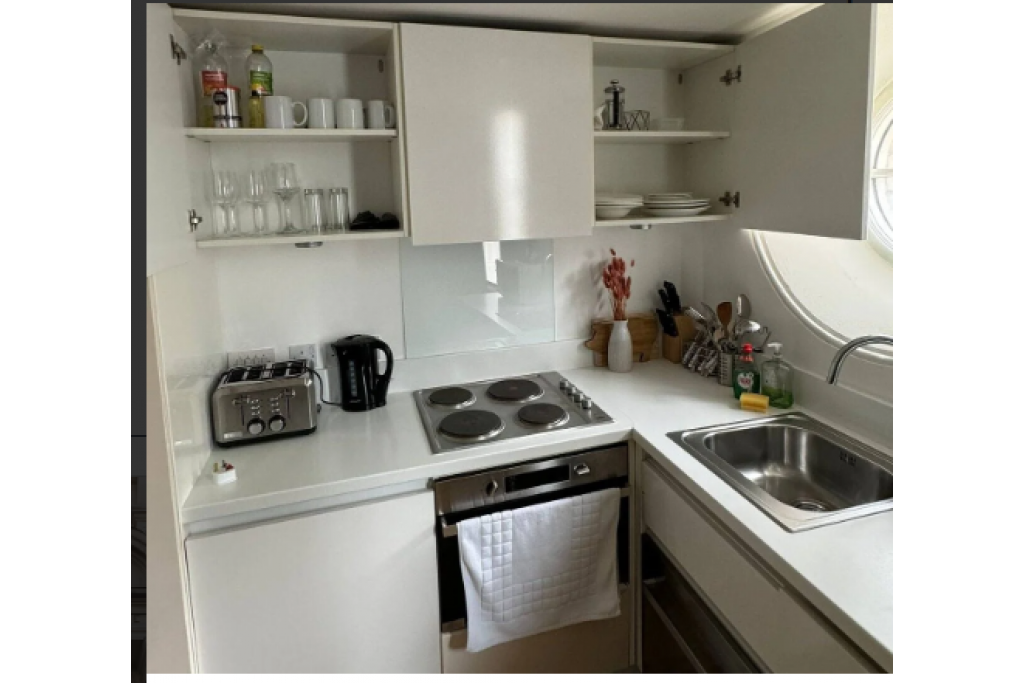 Piccadilly Circus Apartment – Family-Friendly Accommodation in Soho