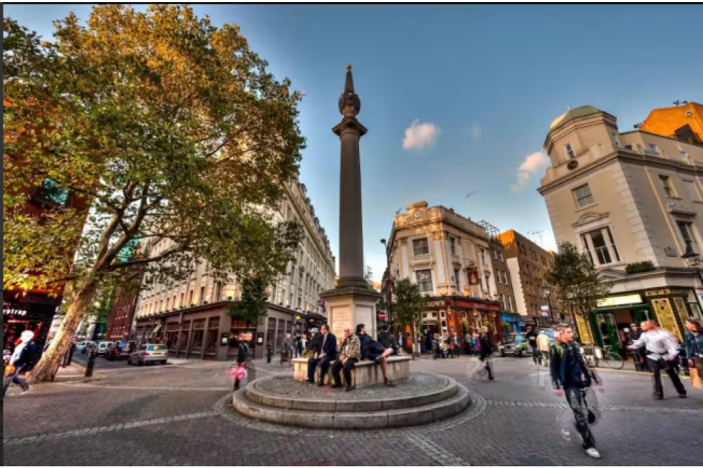 Piccadilly Circus Apartment – Family-Friendly Accommodation in Soho
