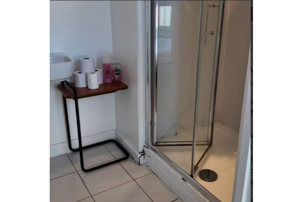 Shaftesbury Avenue Serviced Apartment – Stylish Short Term Apartments in Soho