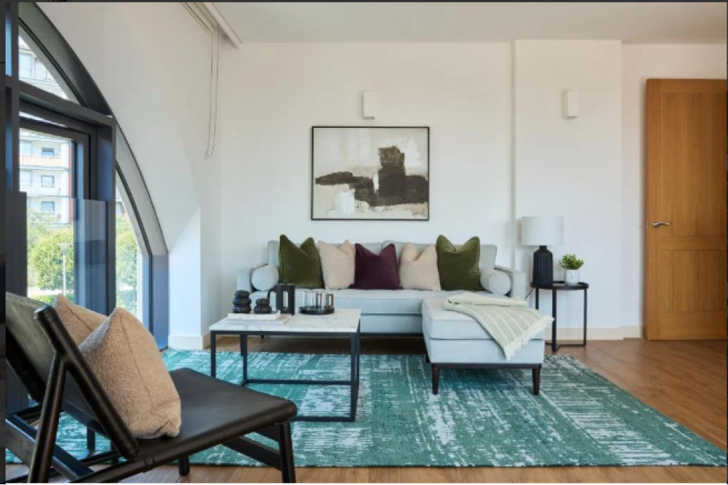 St George’s Church Kew Bridge Apartments – Short Let Serviced Apartments Brentford