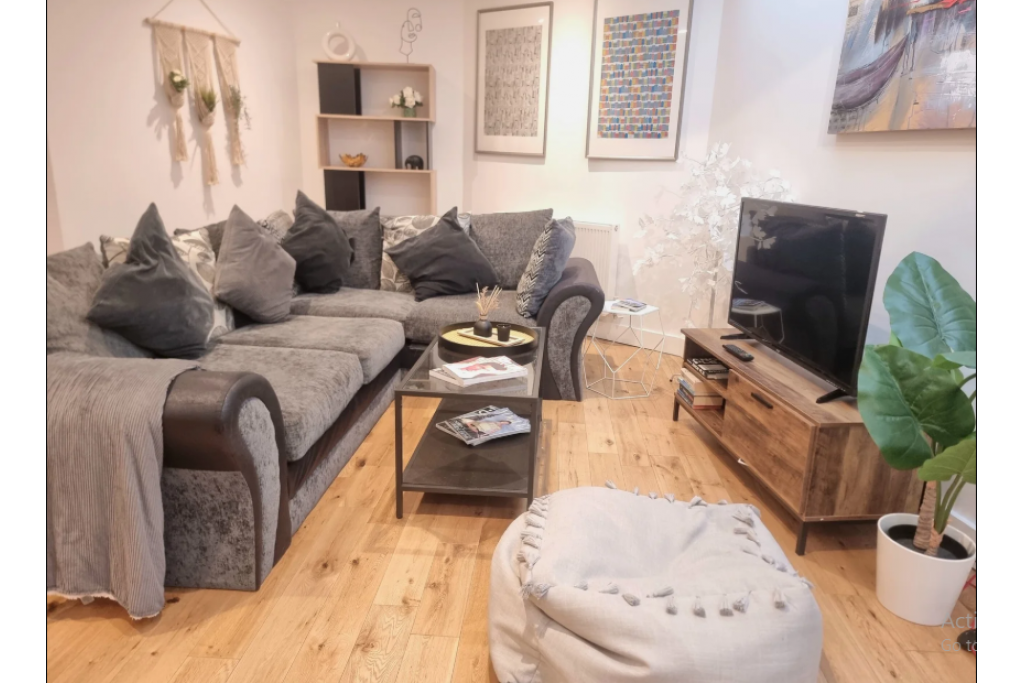 London Bridge Serviced Apartment – Large Duplex Flat