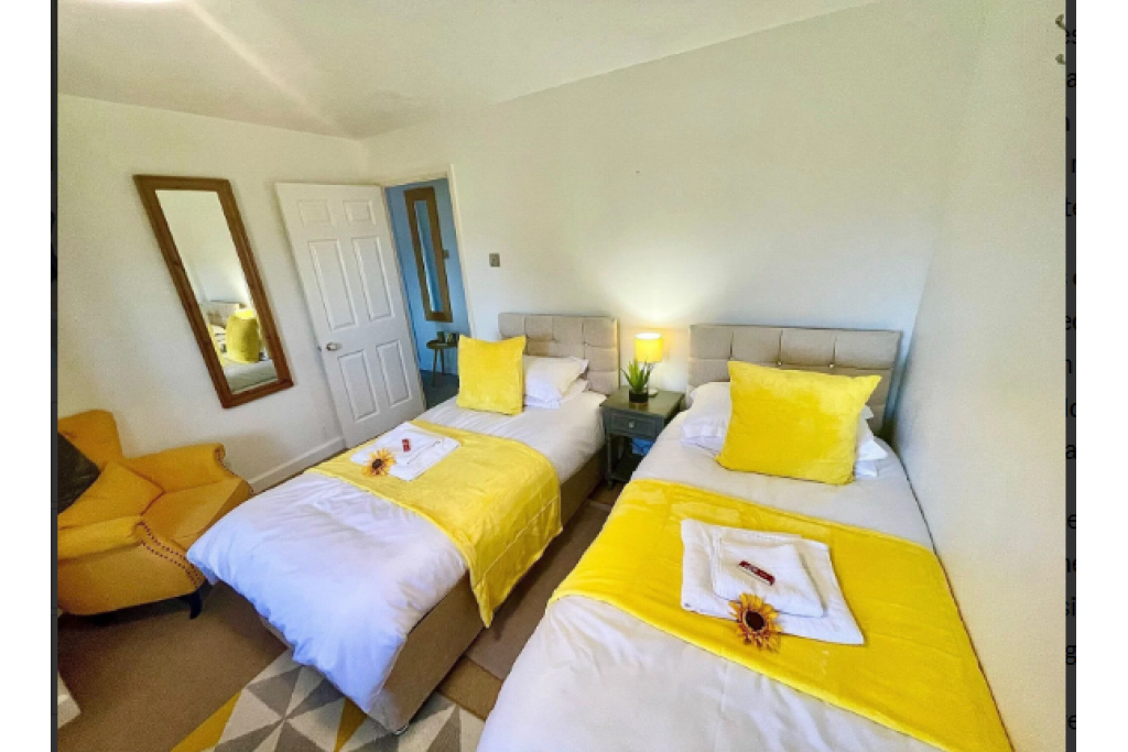 Accommodation Gloucestershire – 4-Bed Holiday Cottage for Short Lets and Extended Stays