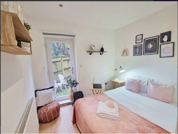 Family Accommodation London – Loampit Hill Apartment