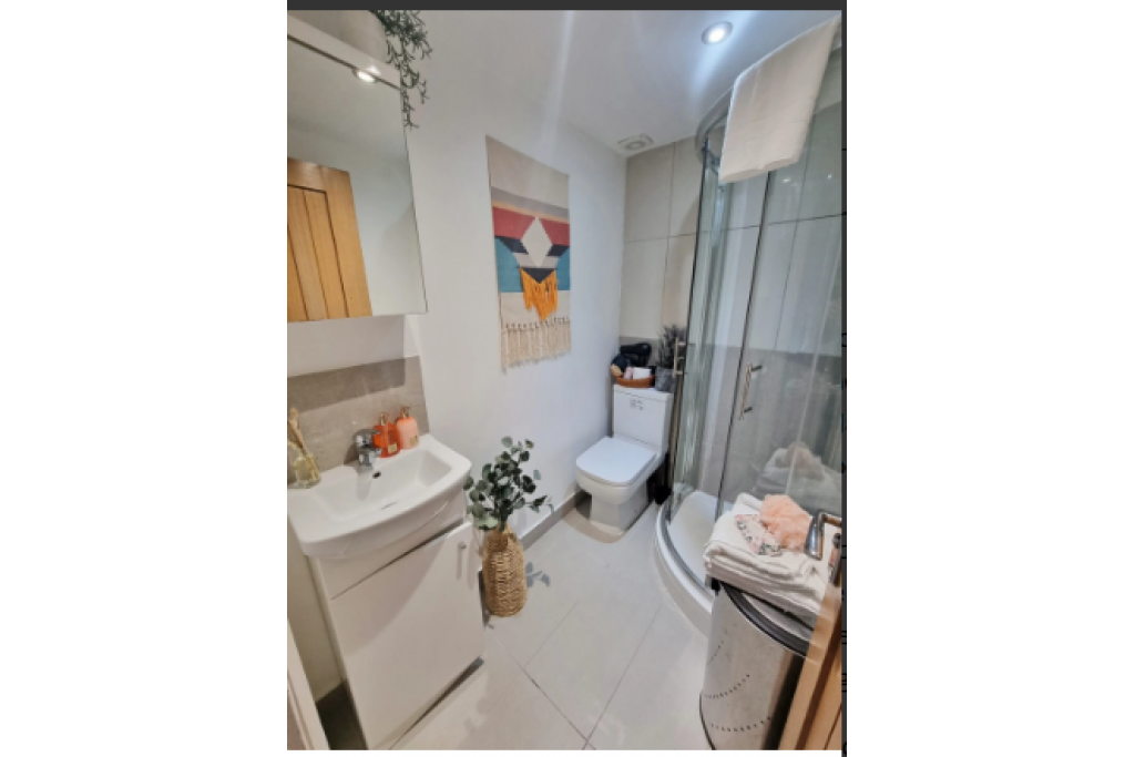 Family Accommodation London – Loampit Hill Apartment