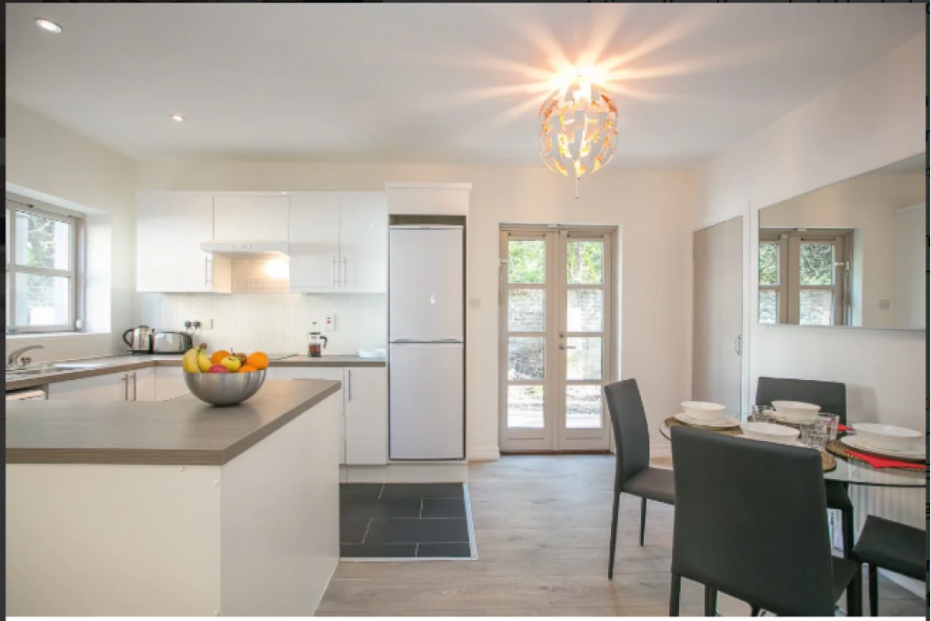 Premium Serviced Accommodation Near Saint Kevin’s Park, Dublin