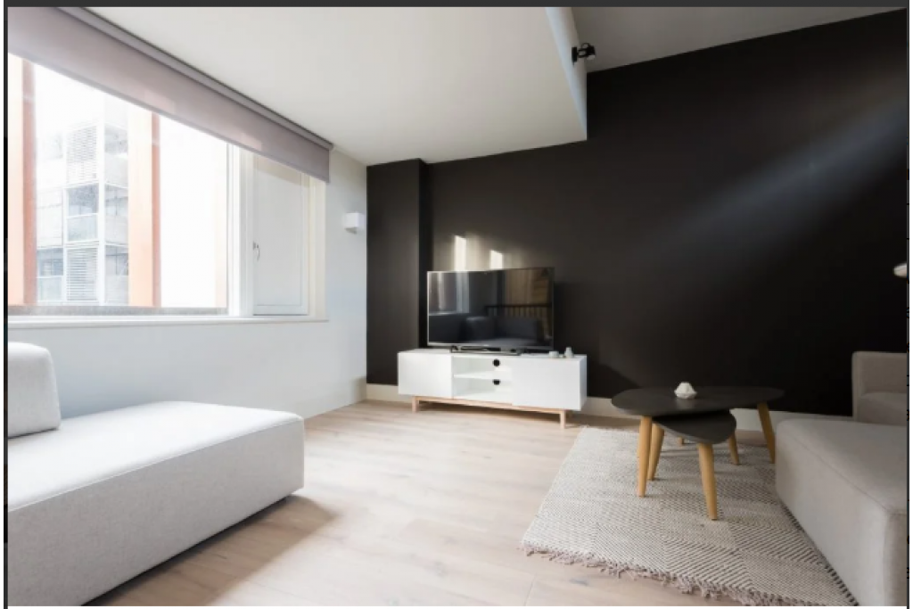 Spacious and Stylish Group Accommodation with Private Roof Terrace in the Heart of Manchester