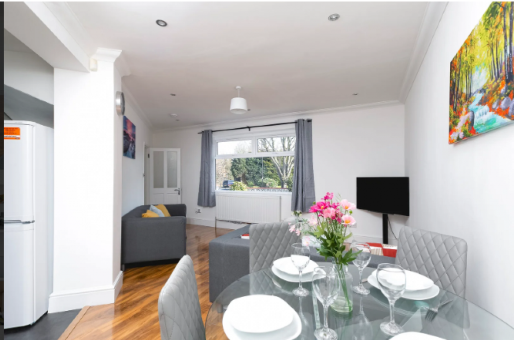 Modern Holiday Apartments London – Ascot Gardens Serviced Apartments