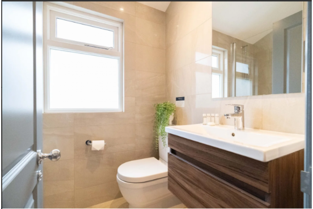 Accommodations in Barons Court – Margravine Garden London