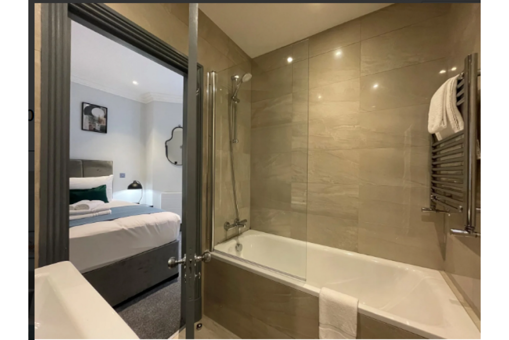 Accommodations in Barons Court – Margravine Garden London