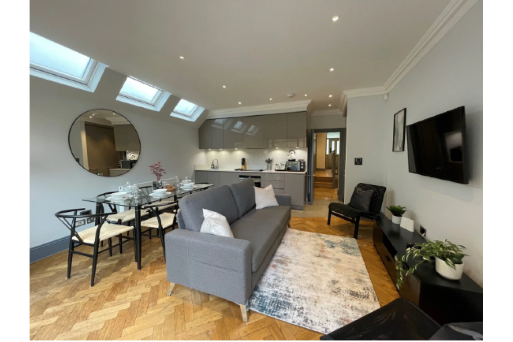 Accommodations in Barons Court – Margravine Garden London