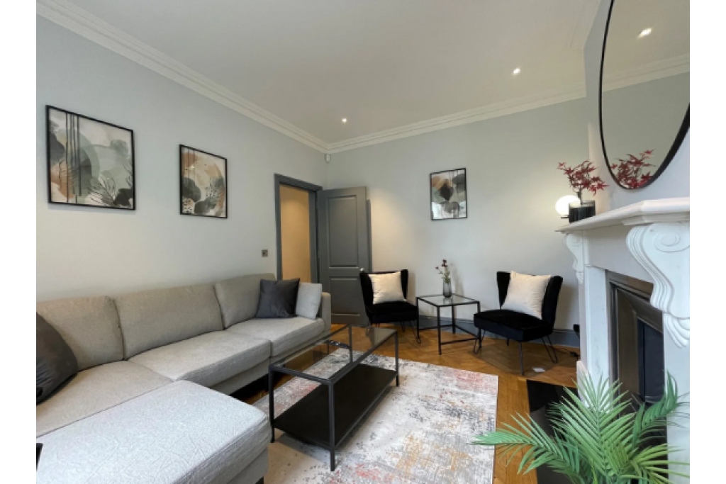 Accommodations in Barons Court – Margravine Garden London