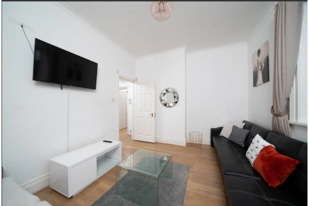 Serviced Apartment Canary Wharf – 24 Bridge House Quay, London E14 9QW