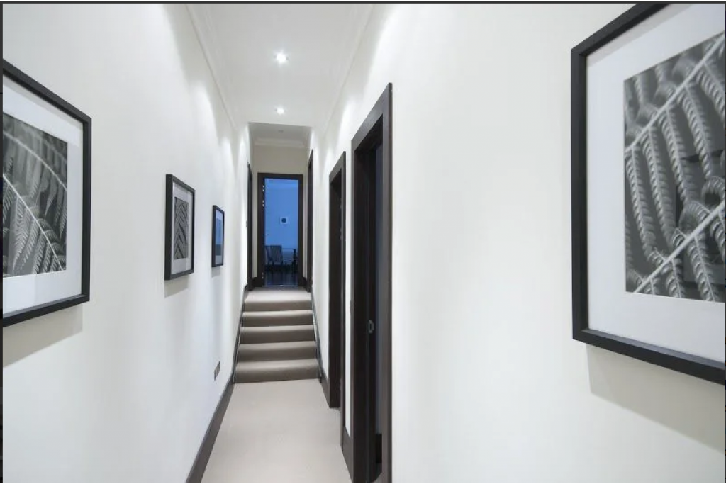 Luxury Accommodation South Kensington – 130 Queen’s Gate Apartments