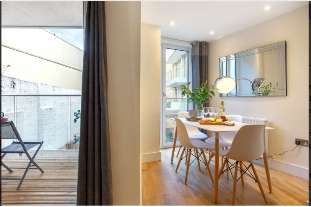 Canary Gateway Serviced Apartments