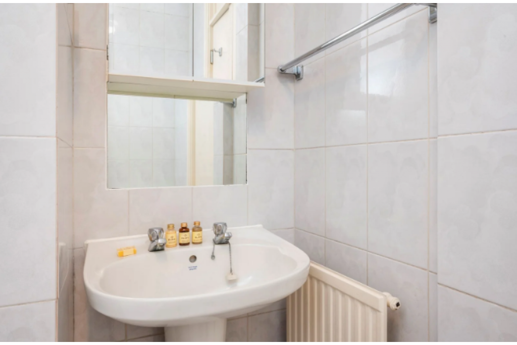 Fitzrovia Serviced Accommodation – Essel House Apartments, London