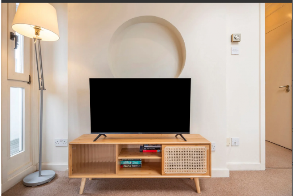 Fitzrovia Serviced Accommodation – Essel House Apartments, London