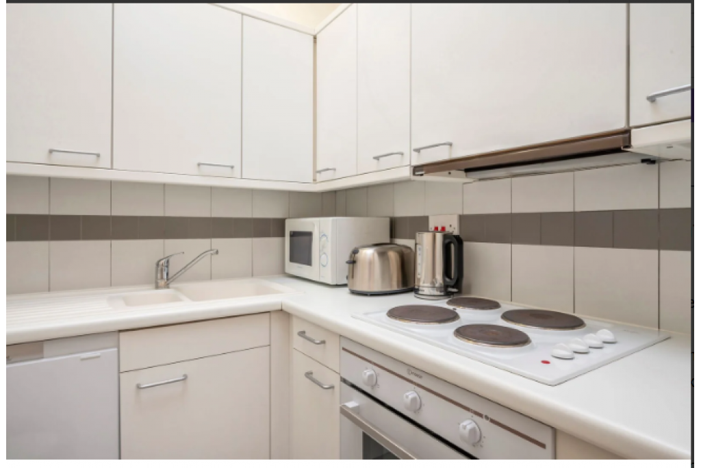 Fitzrovia Serviced Accommodation – Essel House Apartments, London