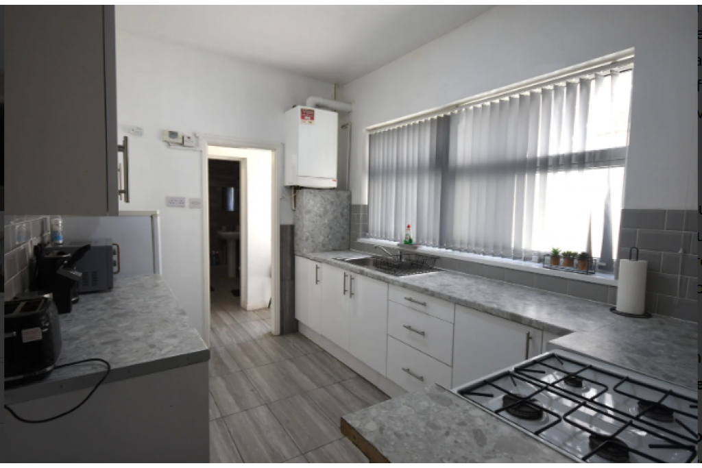 Leicestershire Holiday Cottages for Short Lets and Extended Stays in Coventry