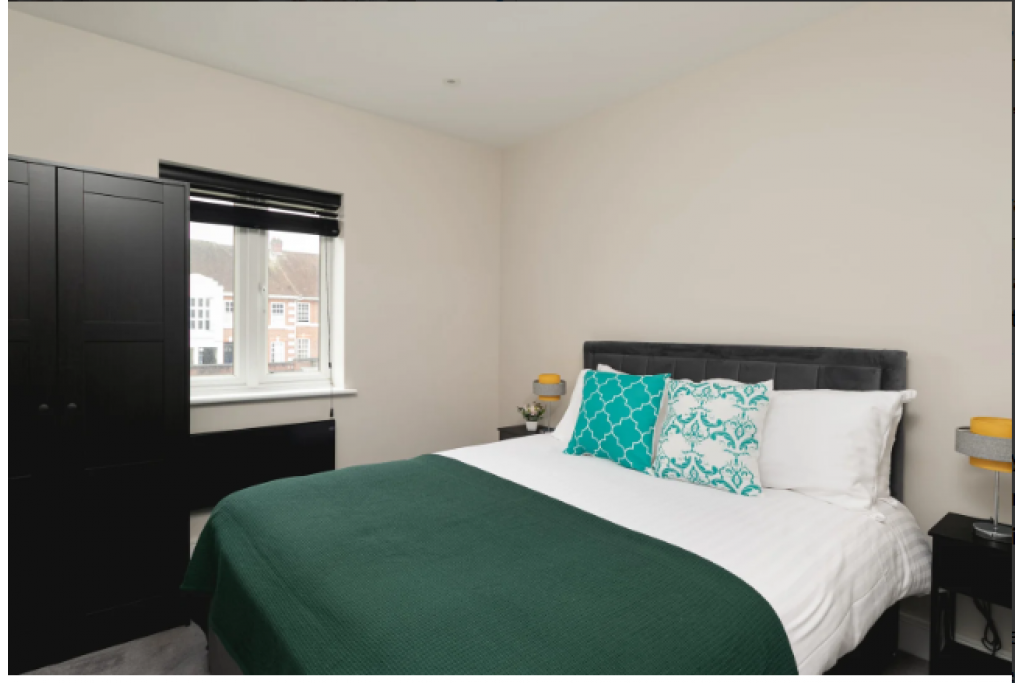 London Vacation House Rentals – Cockfosters Serviced Apartments, North London