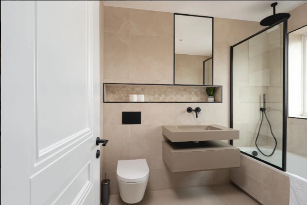 London Vacation House Rentals – Cockfosters Serviced Apartments, North London