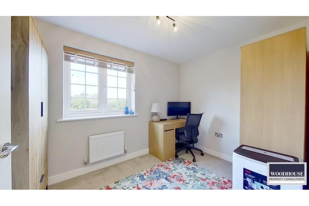 Elizabeth Gardens, Goffs Oak, EN7 – 4-Bedroom Detached House for Rent