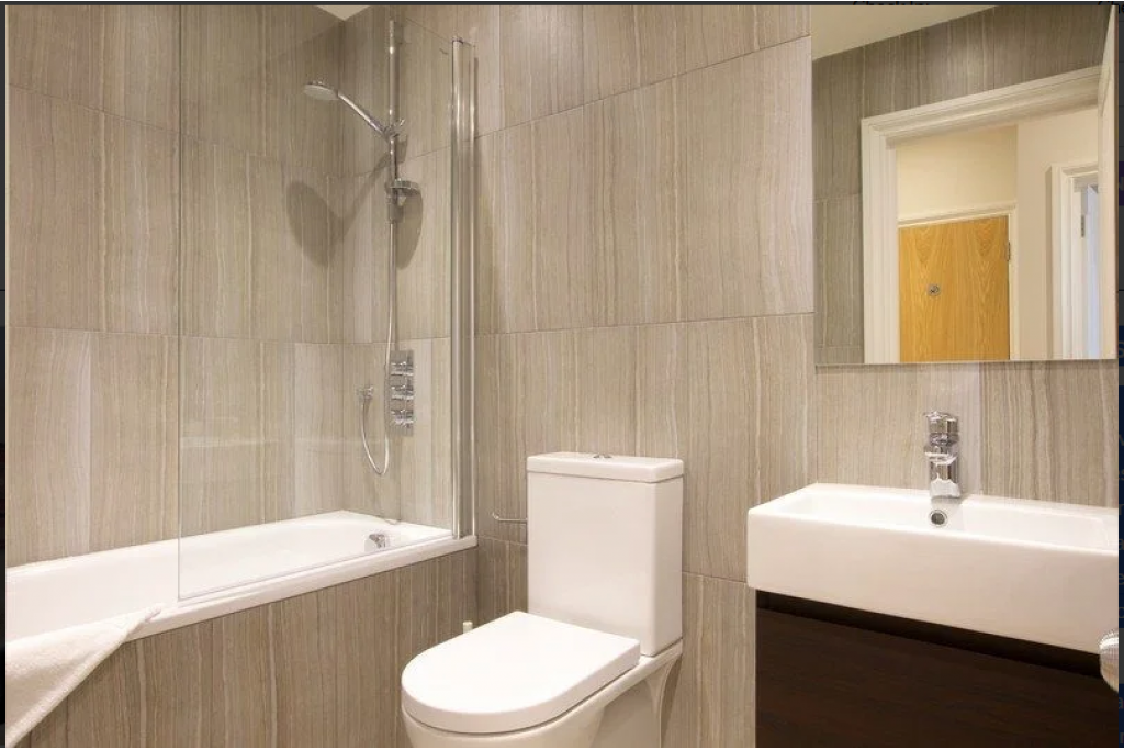 Barons Court ApartmentsLuxury 2-Bed Serviced Apartments in West Kensington, London.